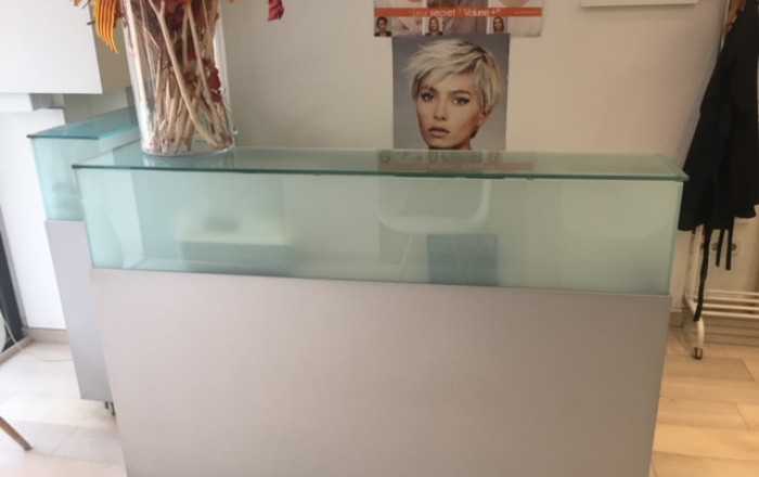 Transfer - Peluquerias y Estetica -
Sabadell