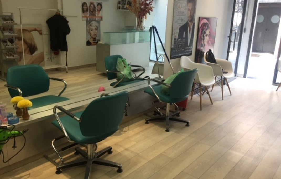 Transfer - Peluquerias y Estetica -
Sabadell