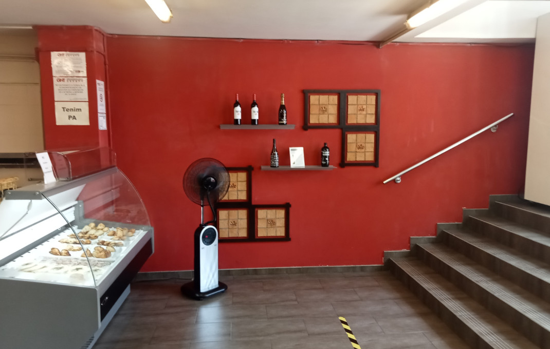 Transfert - Take Away -
Badalona - Centre