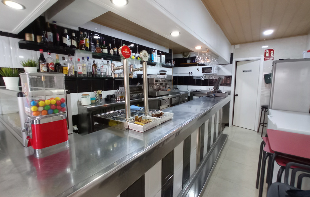 Traspaso - Cafeteria -
Barcelona - Sants