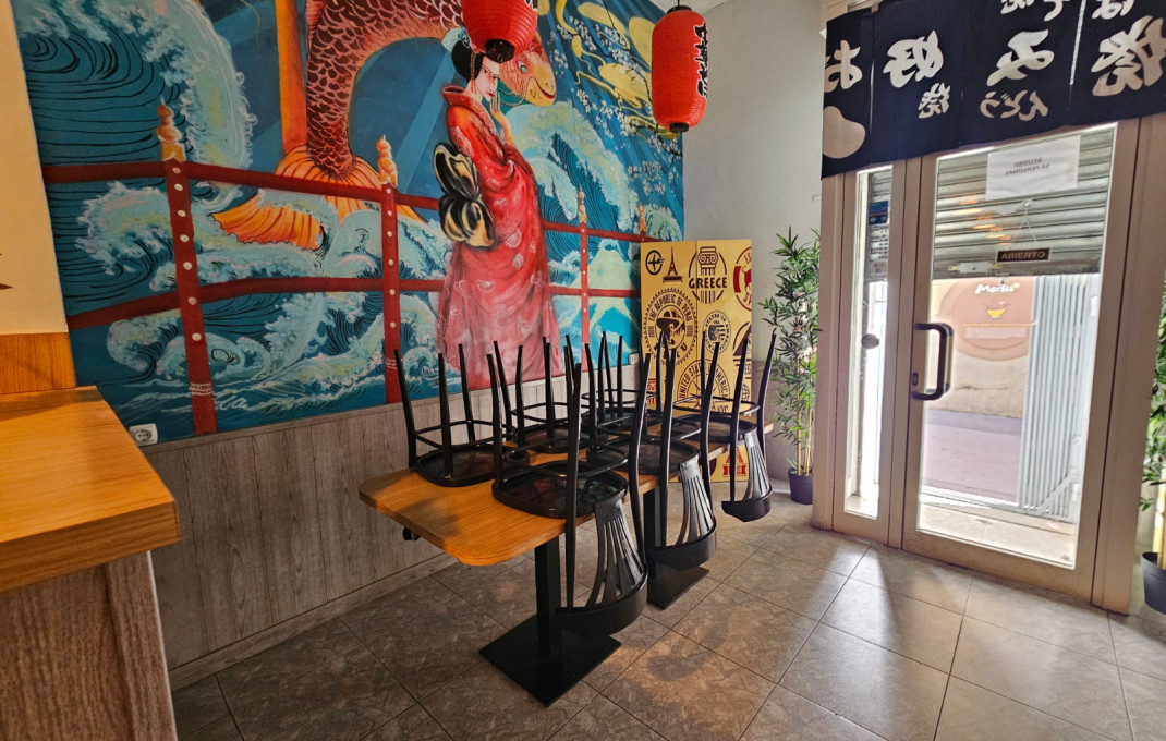 Transfert - Restaurant -
Barcelona - Eixample Izquierdo Alto