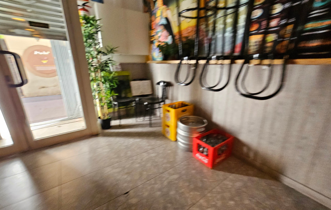 Transfert - Restaurant -
Barcelona - Eixample Izquierdo Alto