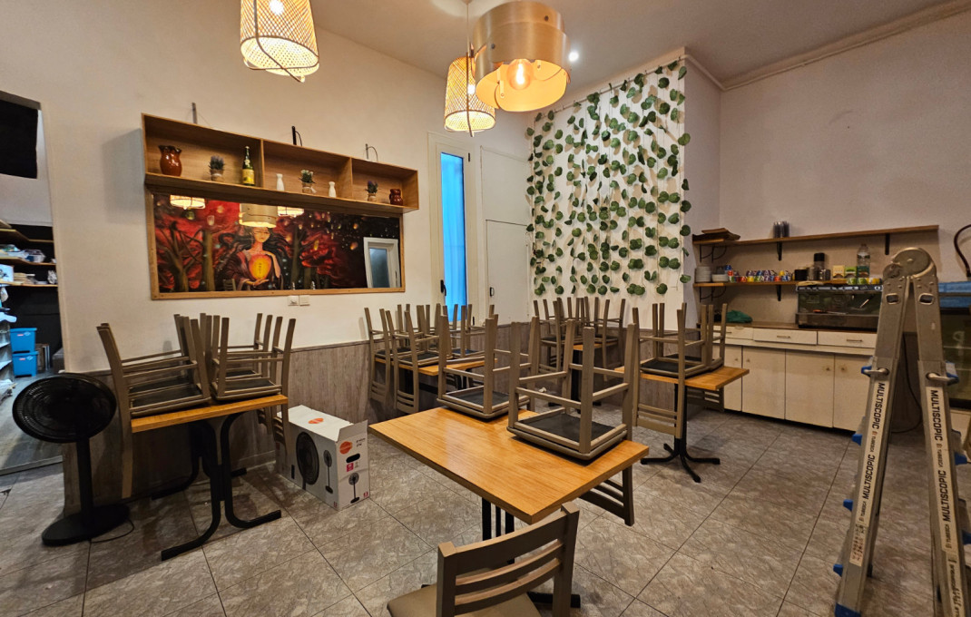 Transfert - Restaurant -
Barcelona - Eixample Izquierdo Alto