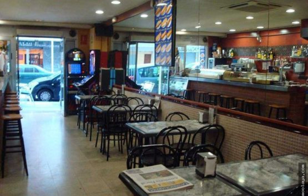 Traspaso - Restaurante -
Premi&agrave; de Mar