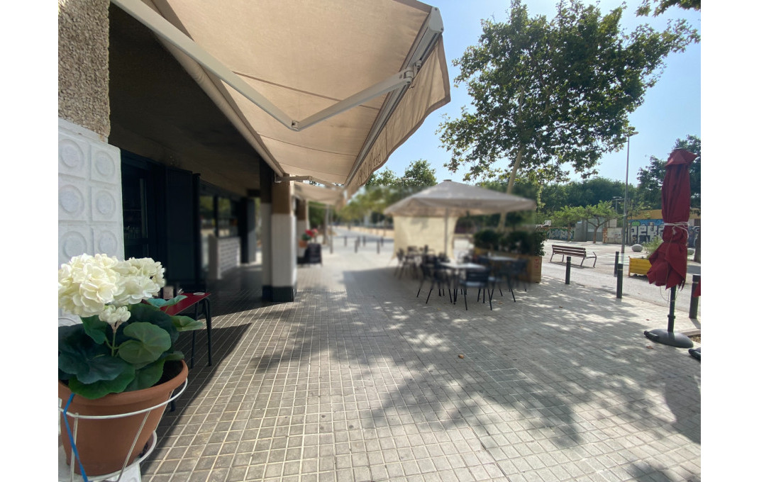 Venta - Restaurante -
Barcelona - Zona Franca