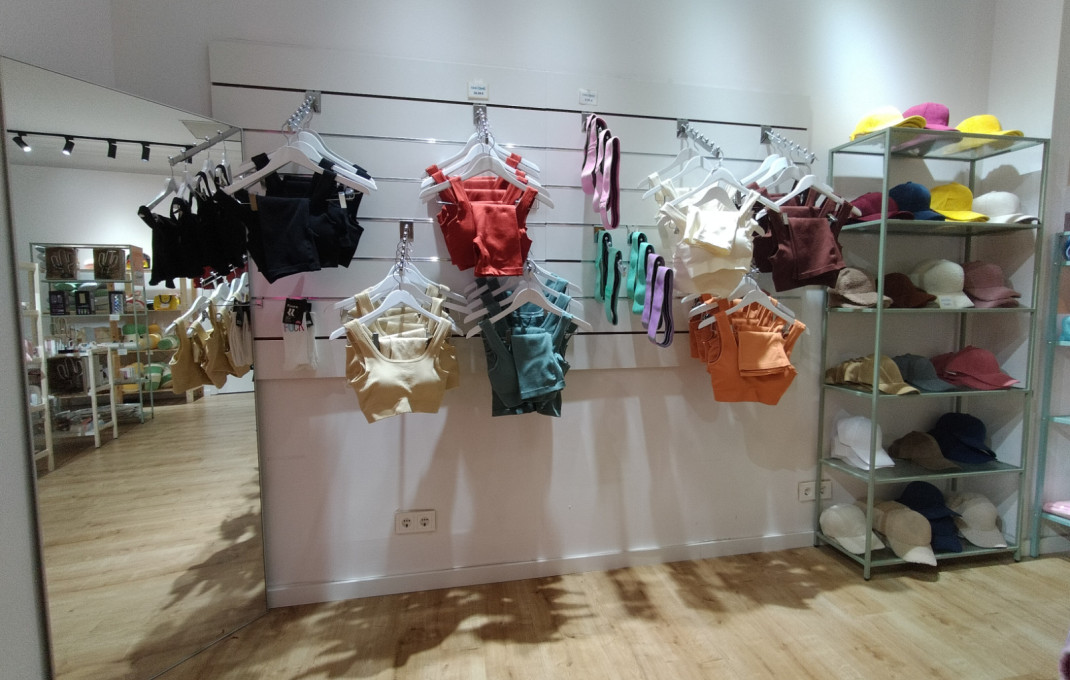 Transfer - Local comercial -
Barcelona - Borne-centro