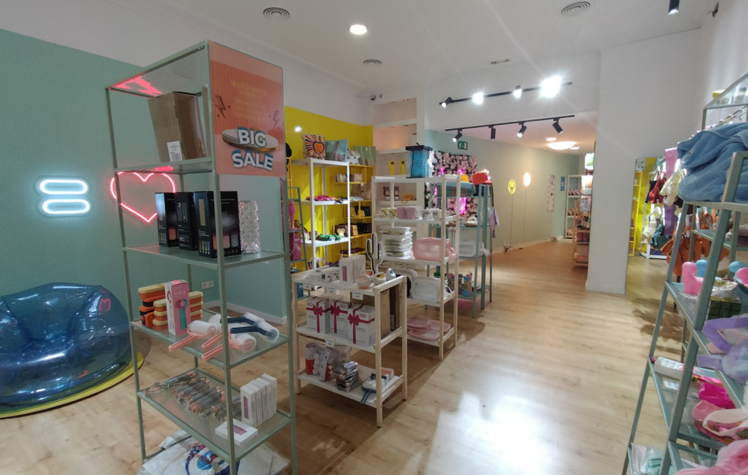 Transfer - Local comercial -
Barcelona - Borne-centro