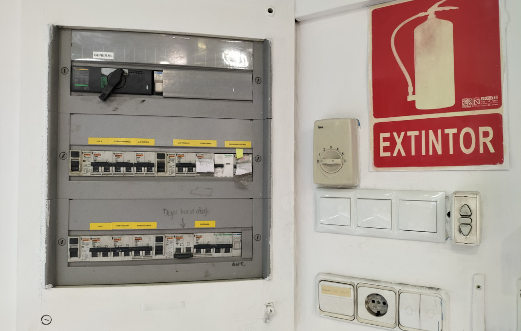 Transfer - Local comercial -
Barcelona - Borne-centro