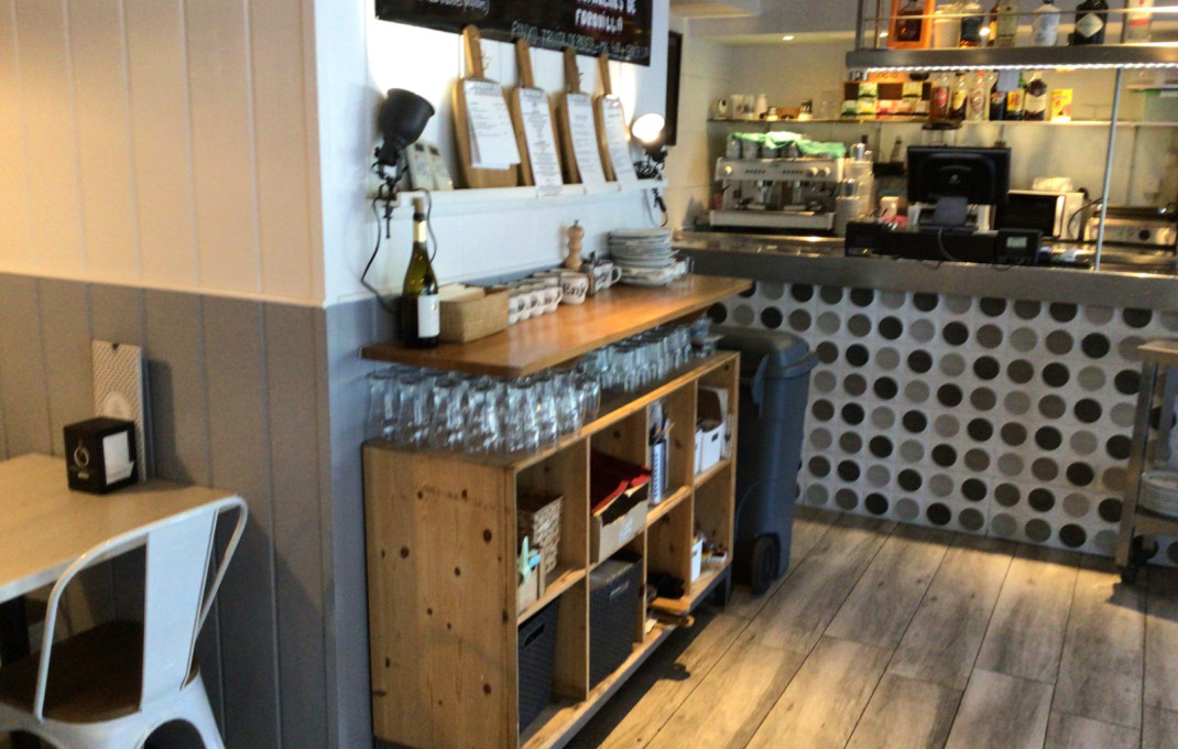 Transfert - Restaurant -
Barcelona - Zona Franca