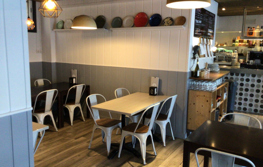 Transfert - Restaurant -
Barcelona - Zona Franca