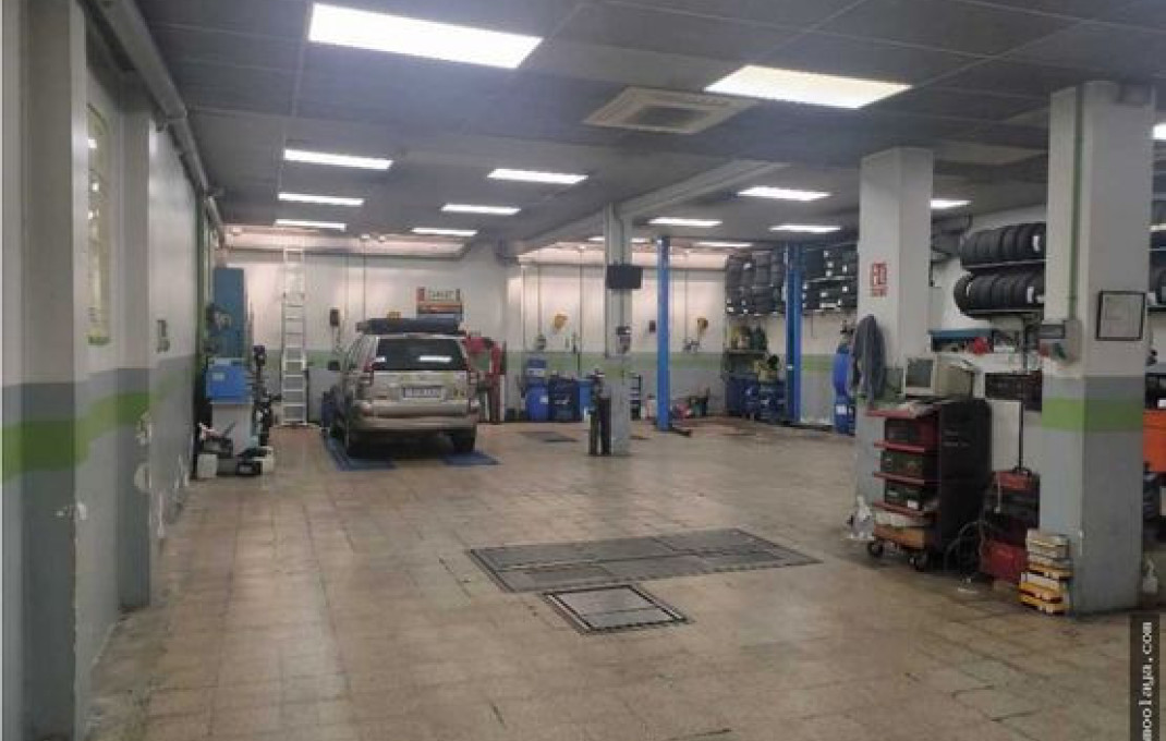 Traspaso - Local comercial -
Barcelona - Santa Coloma De Gramanet