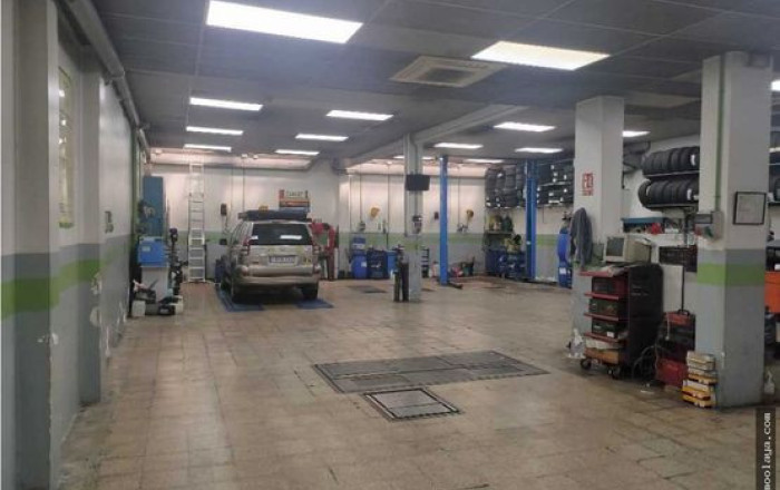 Traspaso - Local comercial -
Barcelona - Santa Coloma De Gramanet