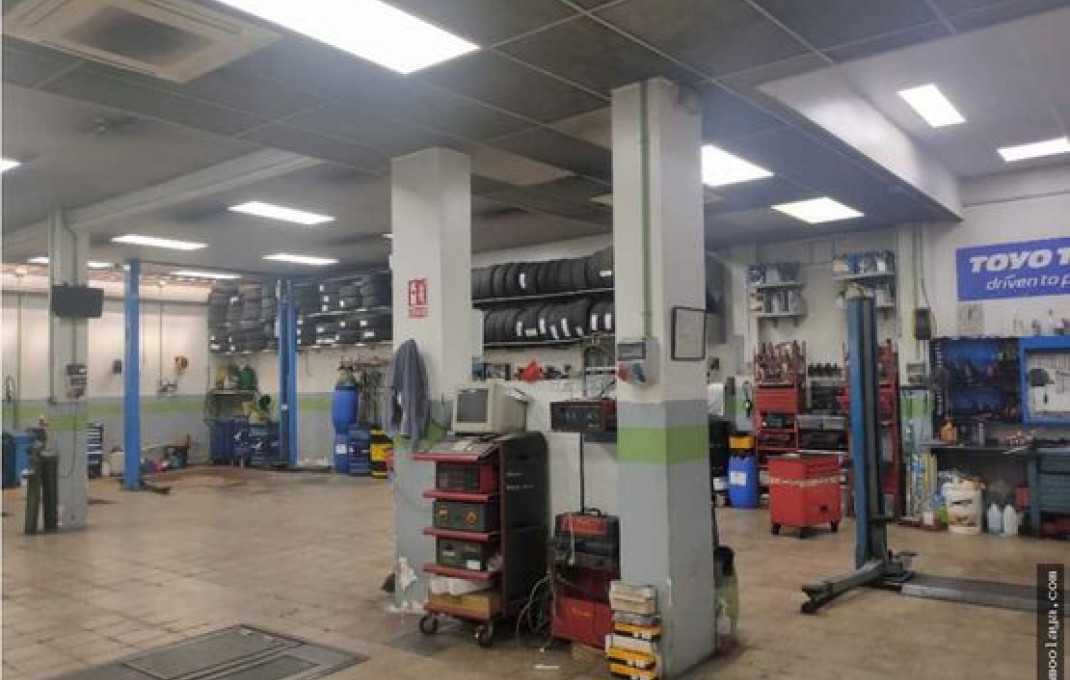 Traspaso - Local comercial -
Barcelona - Santa Coloma De Gramanet