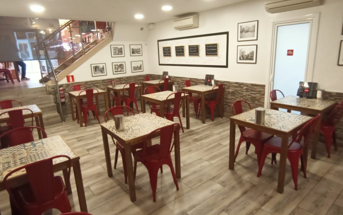 Traspaso - Restaurante -
Barcelona - Gràcia