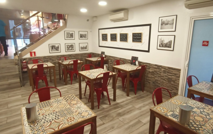 Traspaso - Restaurante -
Barcelona - Gràcia