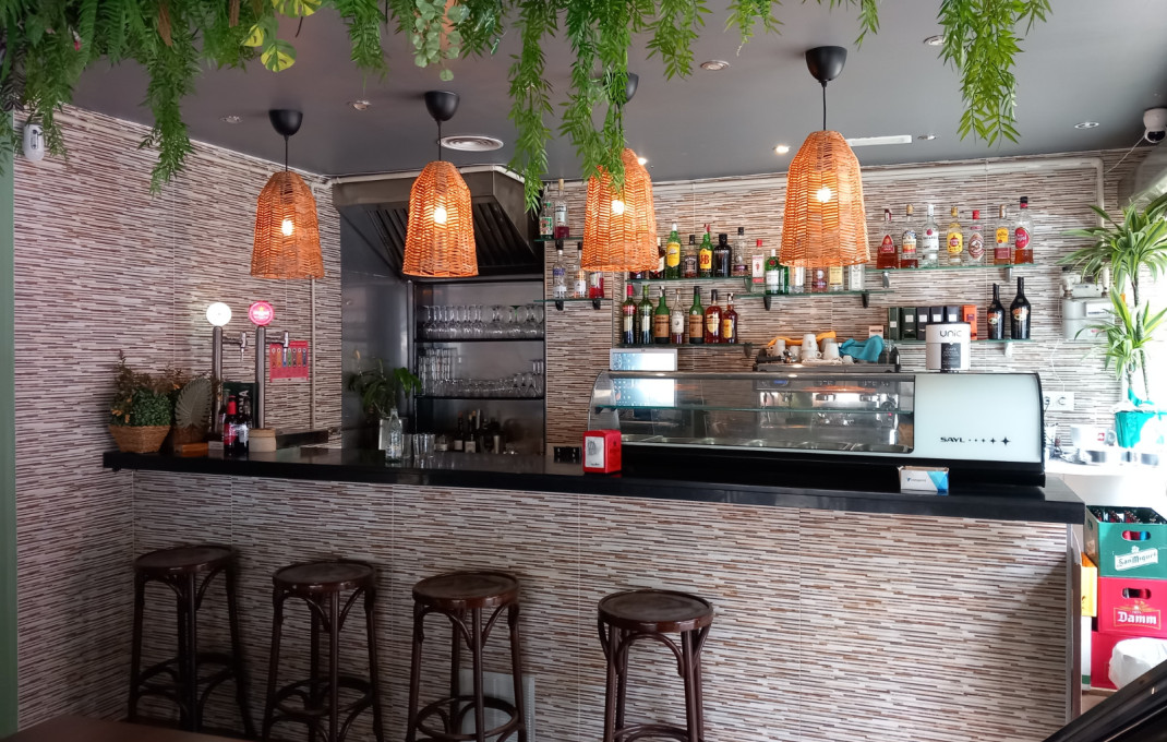 Transfert - Restaurant -
Barcelona - Poblenou