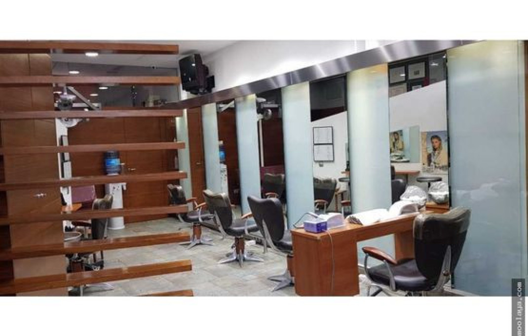 Alquiler - Peluquerias y Estetica -
Terrassa