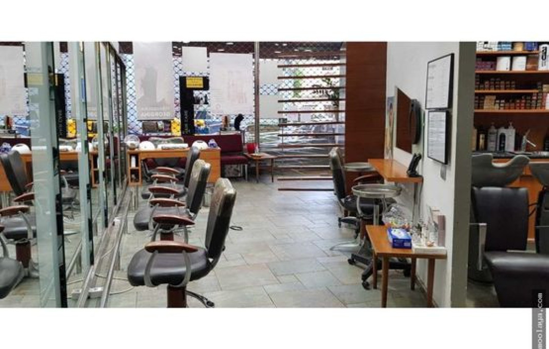 Alquiler - Peluquerias y Estetica -
Terrassa