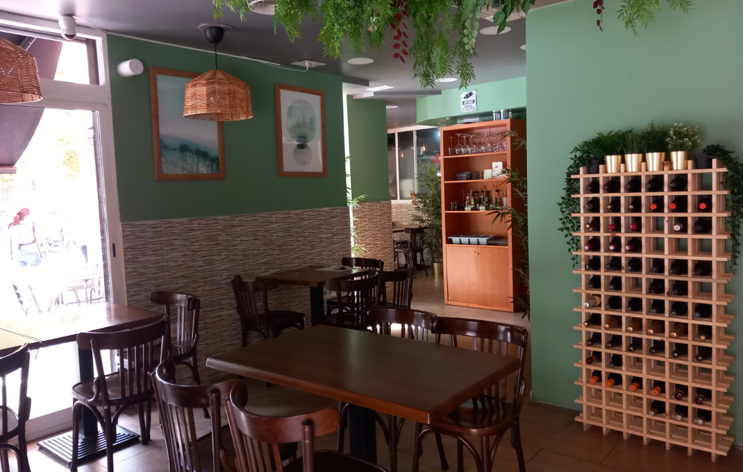 Transfert - Restaurant -
Barcelona - Poblenou