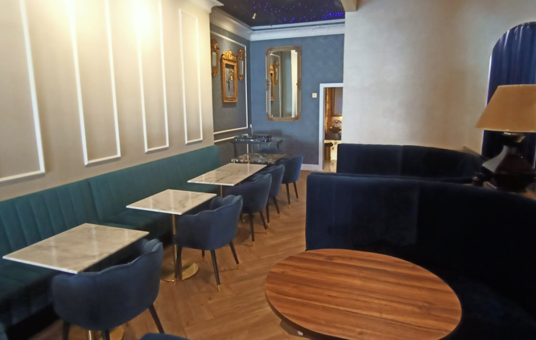 Traspaso - Restaurante -
Barcelona - Eixample