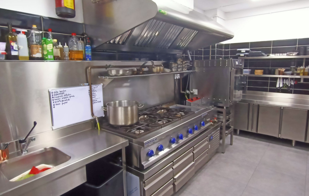 Traspaso - Restaurante -
Barcelona - Eixample