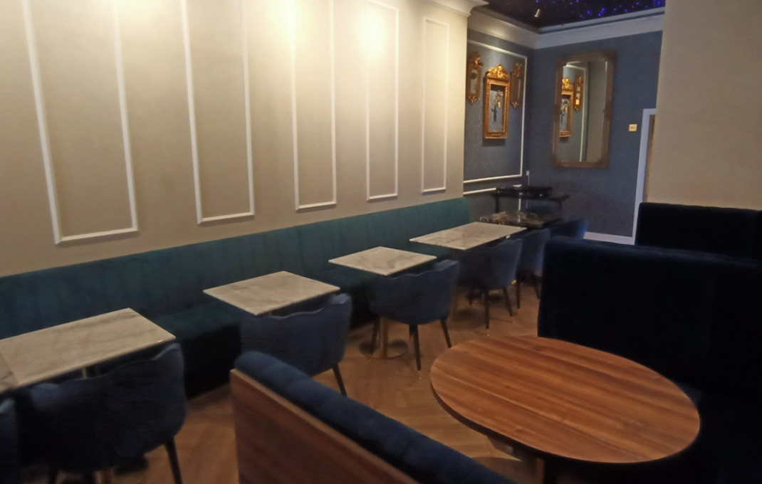 Traspaso - Restaurante -
Barcelona - Eixample