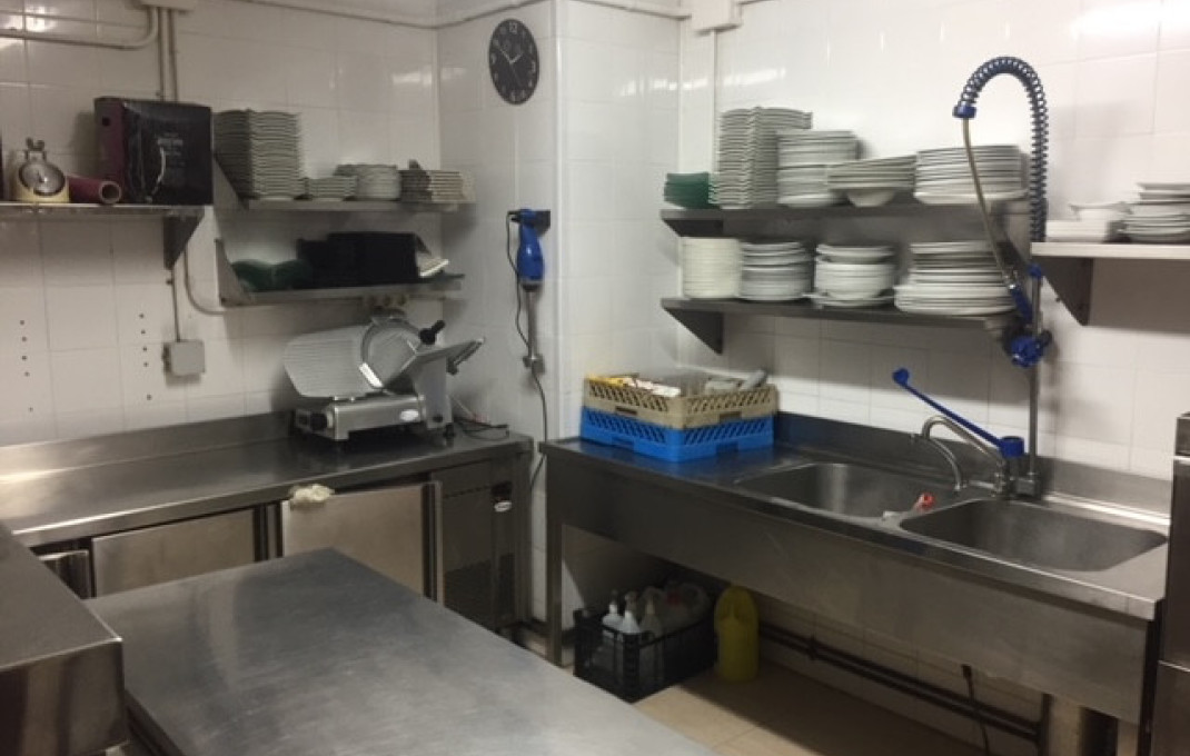 Traspaso - Restaurante -
La Roca del Vallès