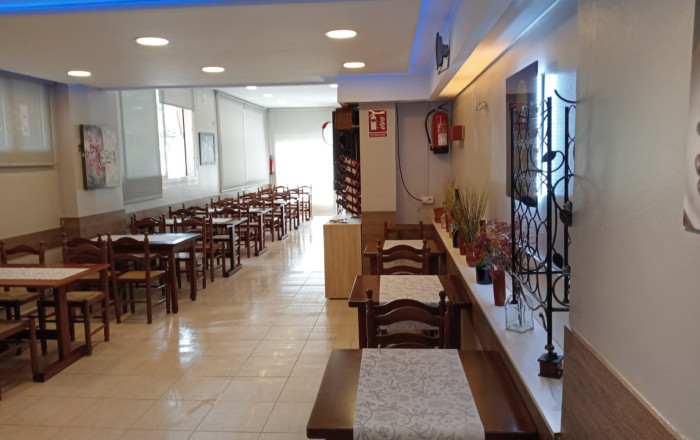 Traspaso - Restaurante -
La Roca del Vallès