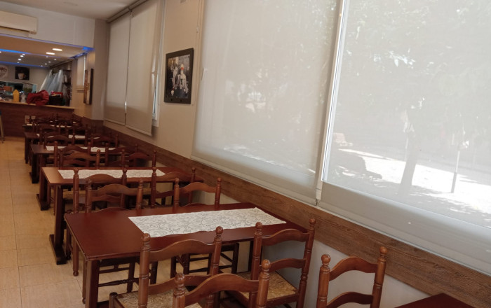 Traspaso - Restaurante -
La Roca del Vallès