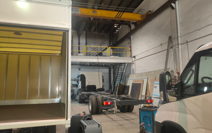 Revente - Naves y solares -
Barcelona - Bon Pastor