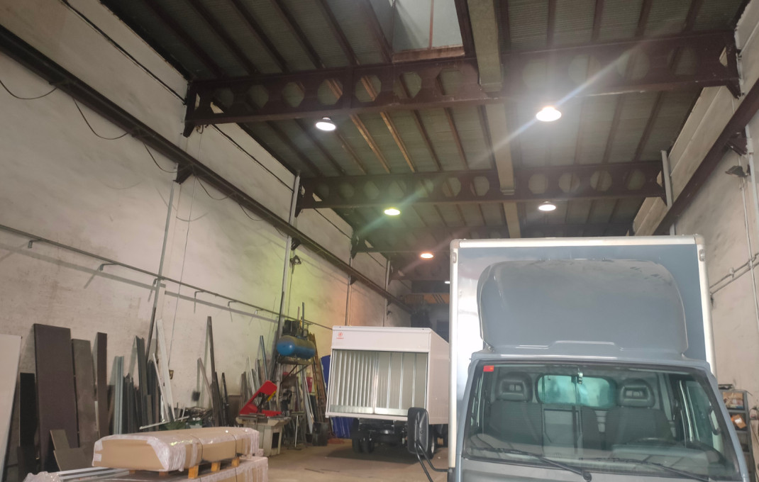 Revente - Naves y solares -
Barcelona - Bon Pastor