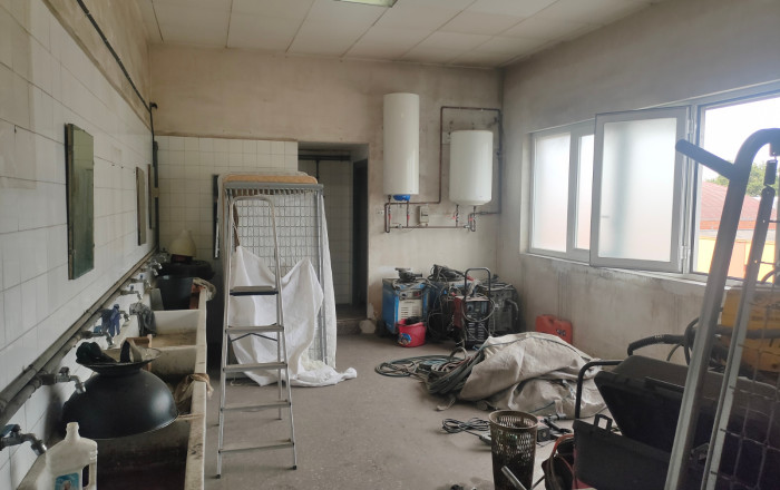 Revente - Naves y solares -
Barcelona - Bon Pastor