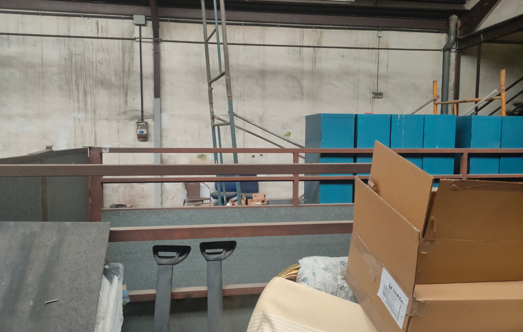 Revente - Naves y solares -
Barcelona - Bon Pastor