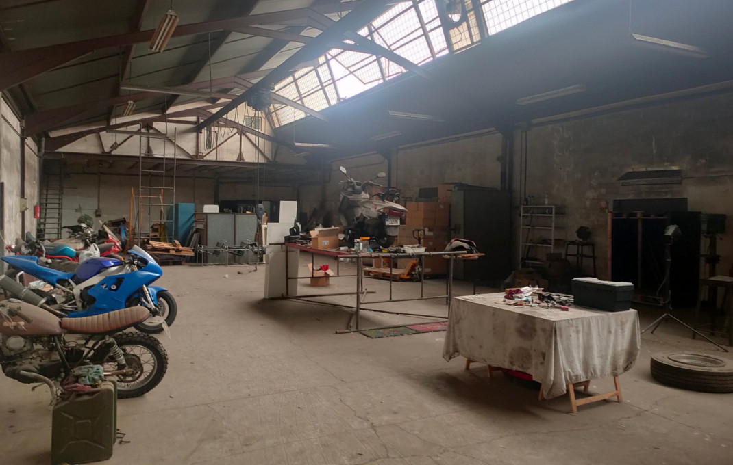 Revente - Naves y solares -
Barcelona - Bon Pastor