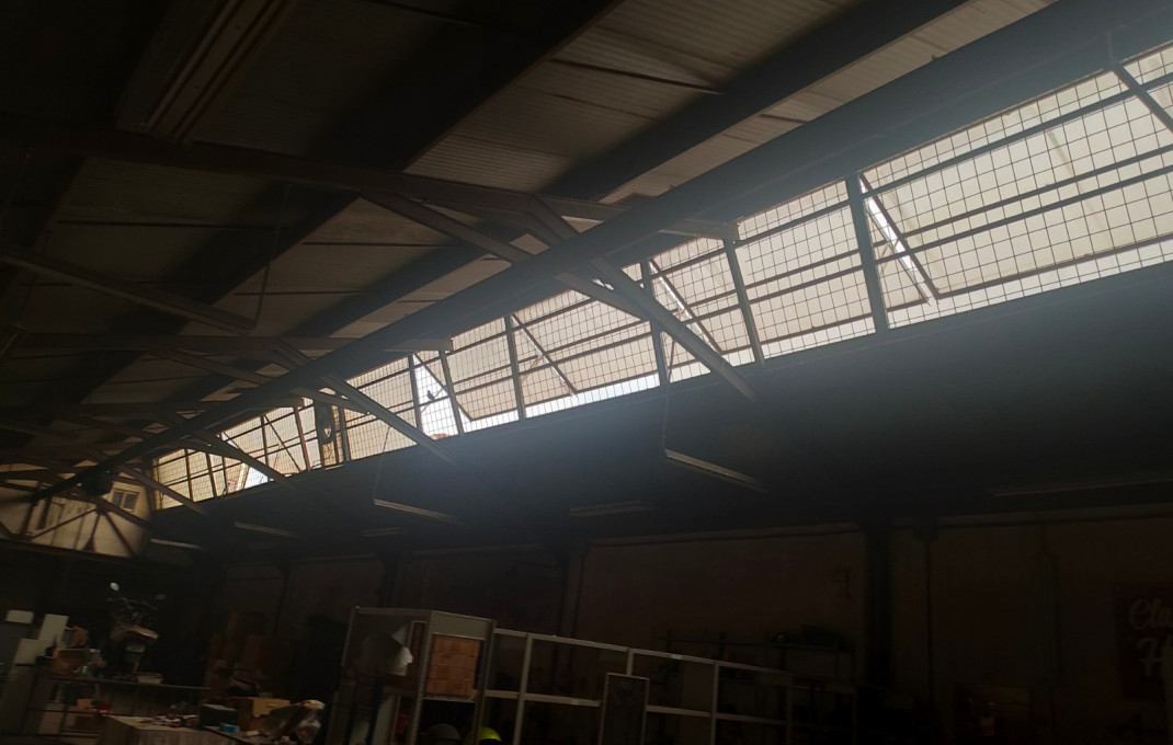 Revente - Naves y solares -
Barcelona - Bon Pastor