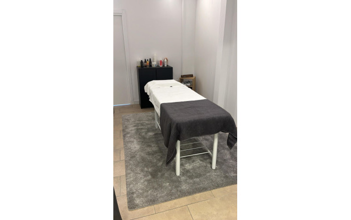 Traspaso - Peluquerias y Estetica -
Terrassa