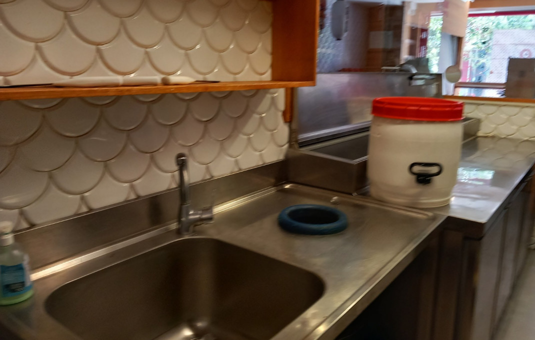 Traspaso - Take Away -
Barcelona - Galvany