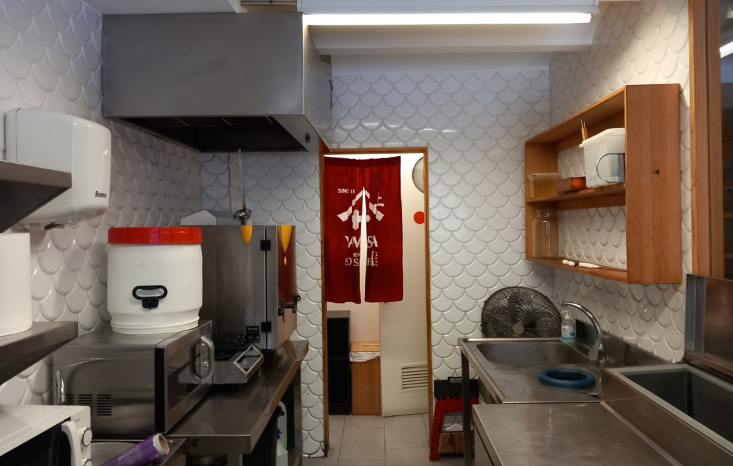 Traspaso - Take Away -
Barcelona - Galvany