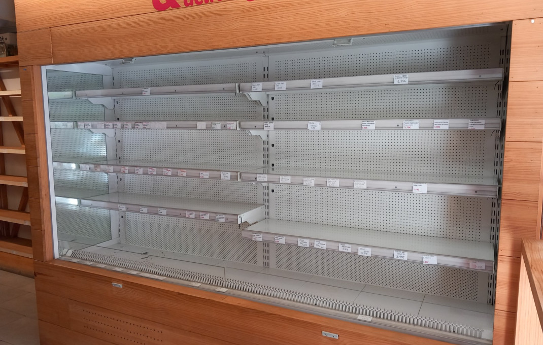 Traspaso - Take Away -
Barcelona - Galvany