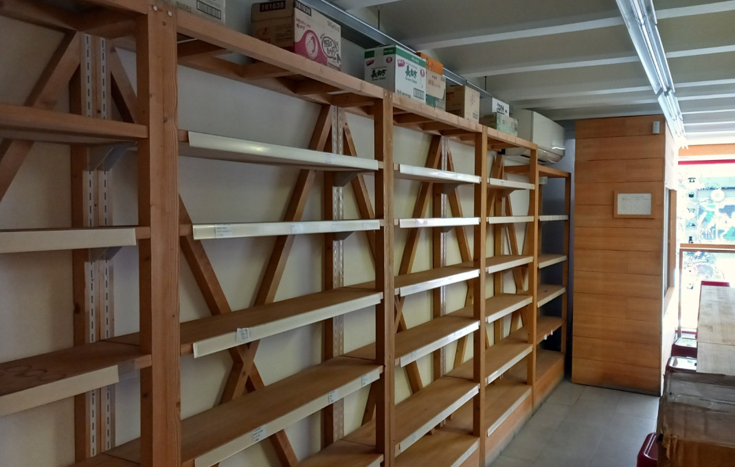 Traspaso - Take Away -
Barcelona - Galvany