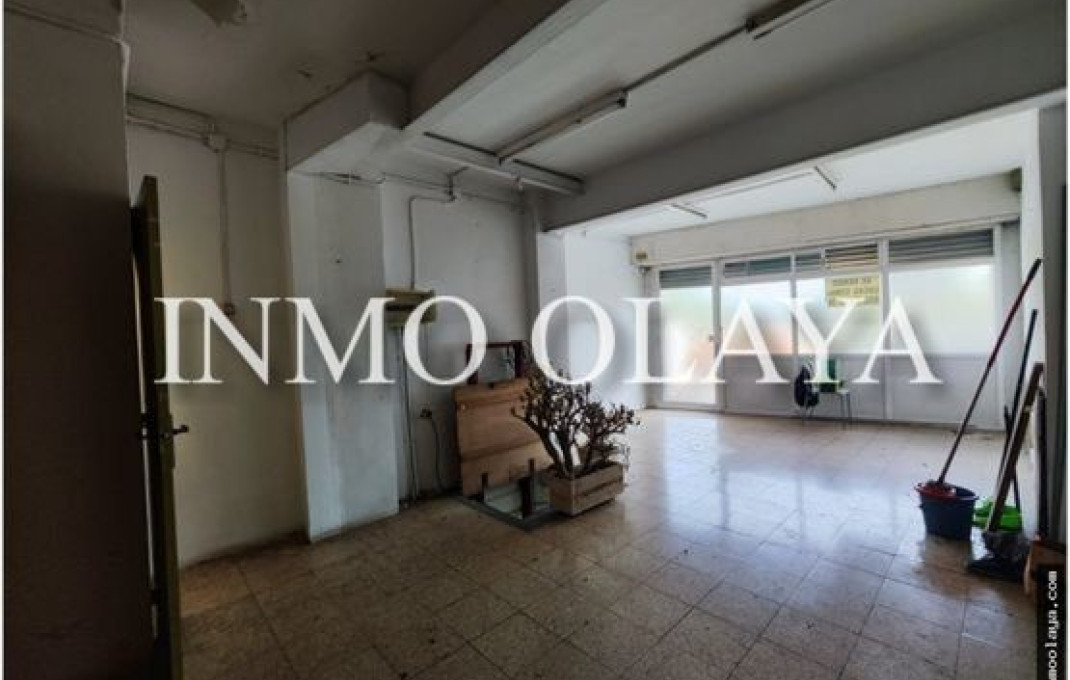 Venta - Local comercial -
Barcelona - Guinardo