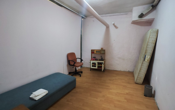 Venta - Local comercial -
Barcelona - Guinardo