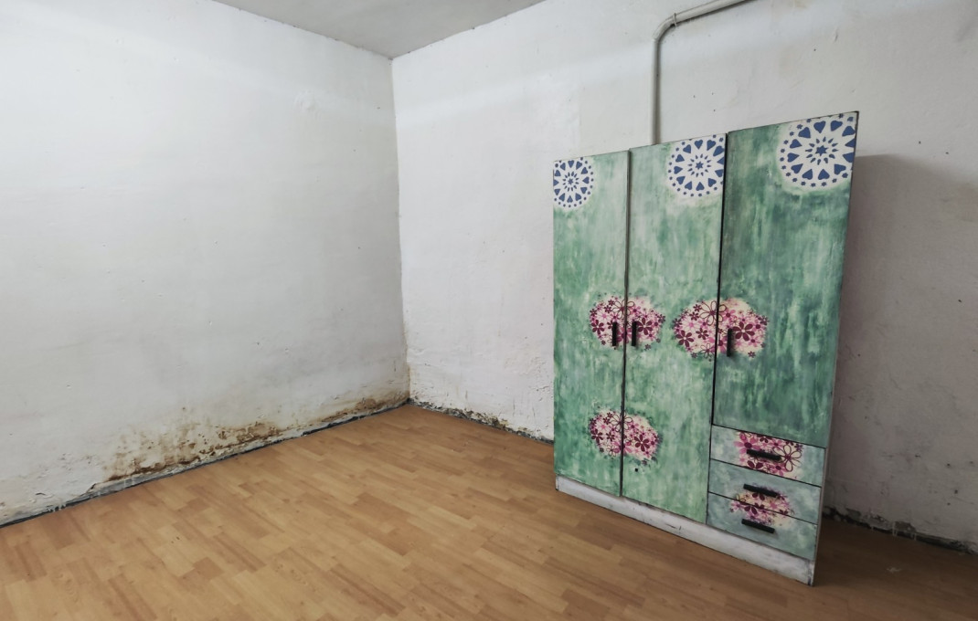 Venta - Local comercial -
Barcelona - Guinardo