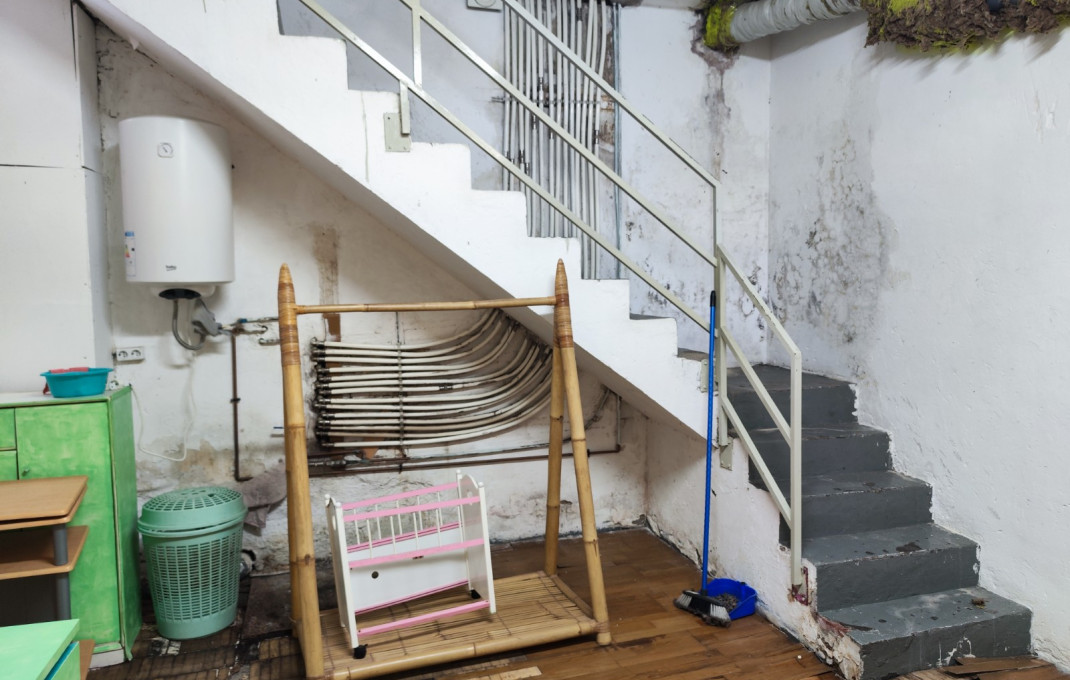 Venta - Local comercial -
Barcelona - Guinardo