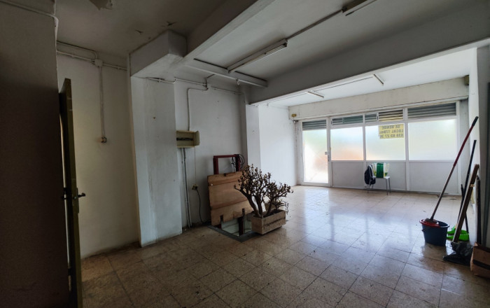 Venta - Local comercial -
Barcelona - Guinardo