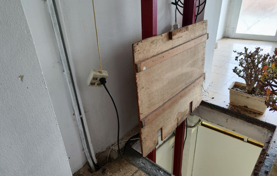 Venta - Local comercial -
Barcelona - Guinardo