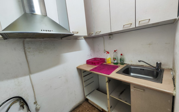 Venta - Local comercial -
Barcelona - Guinardo