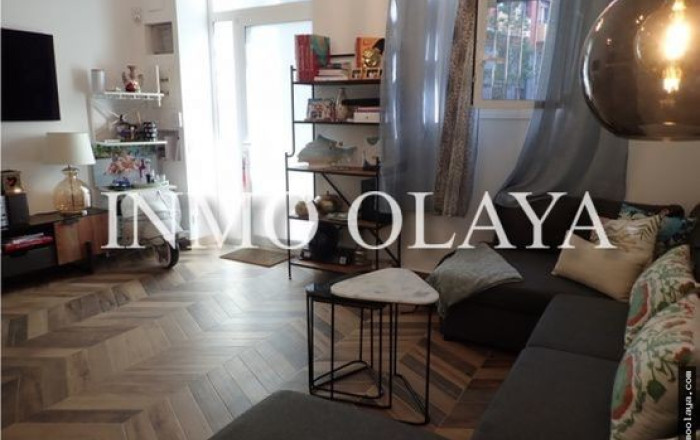Venta - Piso -
Barcelona - Poblenou