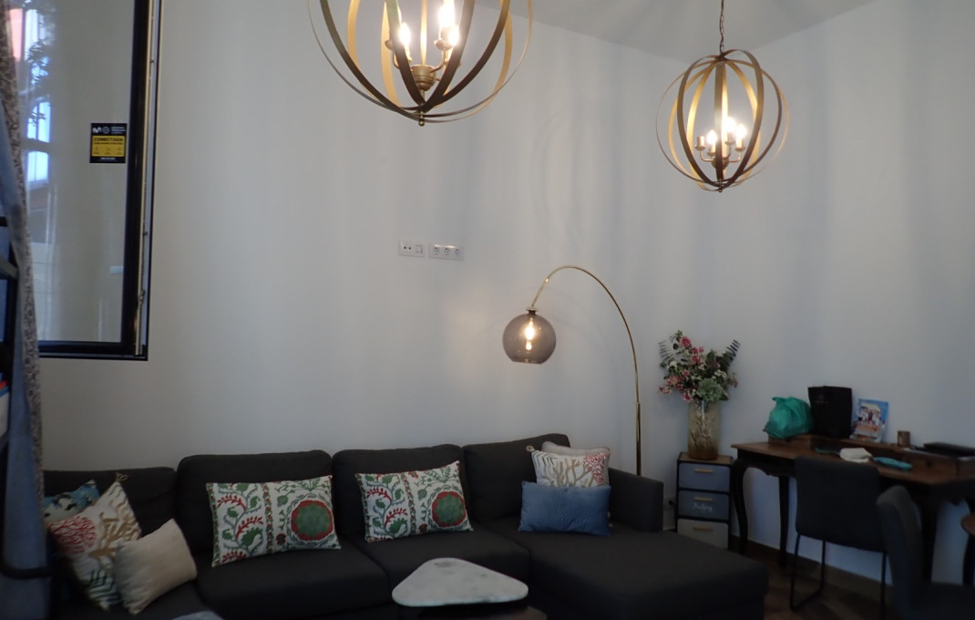 Venta - Piso -
Barcelona - Poblenou