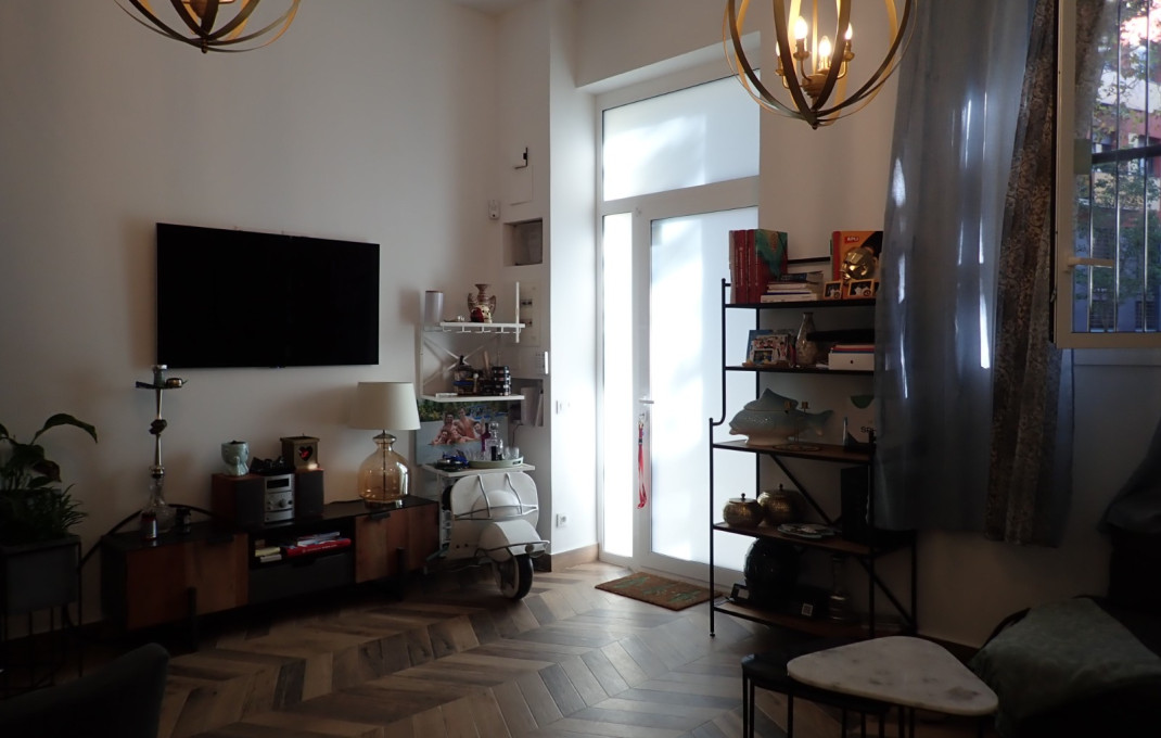 Venta - Piso -
Barcelona - Poblenou